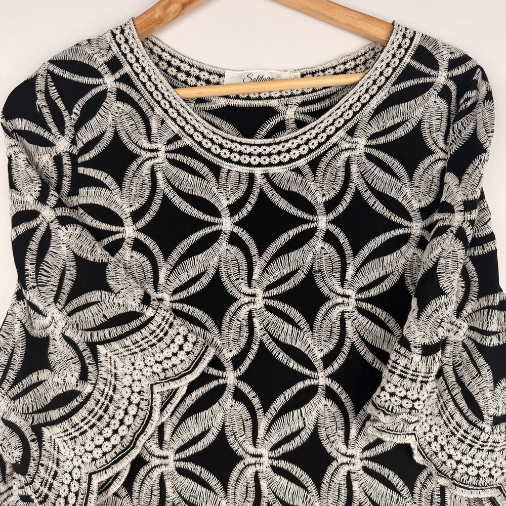 Solitaire Tunic Top Sz 1X Embroidered Floral Blue Anthropologie Boho Peasant - Picture 11 of 13